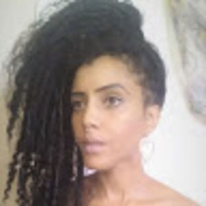 Meet your Posher, Kenyatta